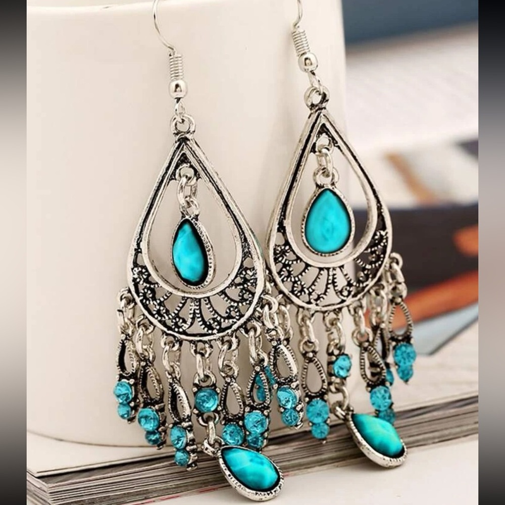 Boho Turquoise Pendant Earrings NEW 🏷️